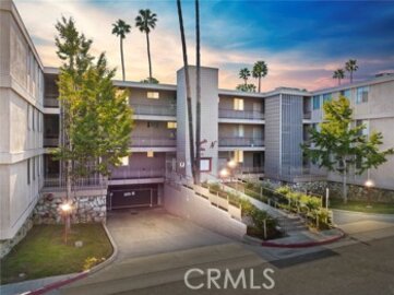 Lovely Newly Listed Magnolia Palms Condominium Located at 6979 Palm Court #146N