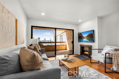 Splendid Newly Listed Piedmont Park Condominium Located at 444 Piedmont Avenue #206
