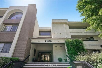 21650 Burbank Boulevard #206 Photo