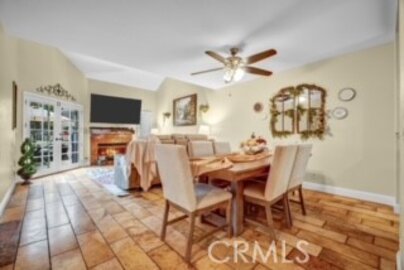 27923 Windsor #184 Photo