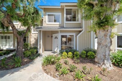 This Marvelous Northwood Timberline Townhouse, Located at 158 Monroe, is Back on the Market