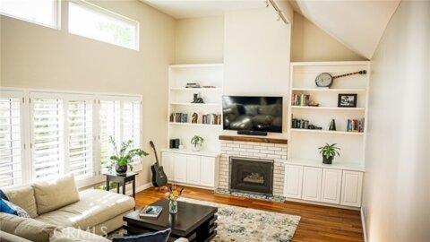 5660 Etiwanda Avenue #1 Photo