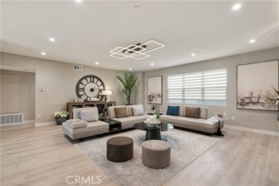 355 S Cypress Street Photo