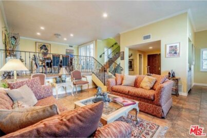 Delightful Horton Lane Condominium Located at 17174 Burbank Boulevard was Just Sold