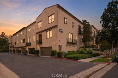 4445 Owens Street #101 Photo