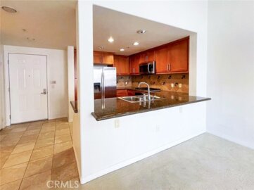 931 E Walnut Street #607 Photo