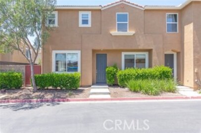 Magnificent Newly Listed North Oaks Townhouse Located at 27435 Larabee Court #2
