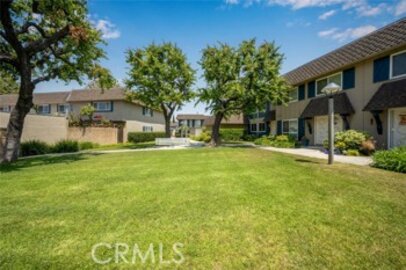 Outstanding Tanglewood Townhouse Located at 4418 Larwin Avenue was Just Sold