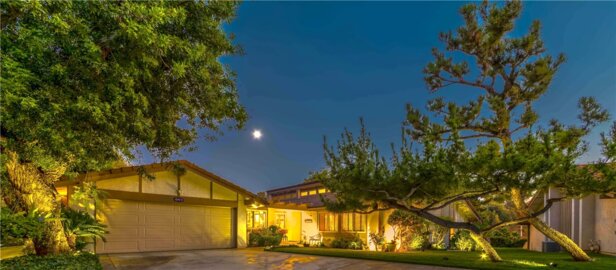 Gorgeous Newly Listed Canyon Crest Villas Condominium Located at 662 Via Zapata