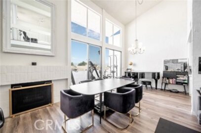 Impressive Newly Listed Encino Racquet Club Condominium Located at 5310 Zelzah #312