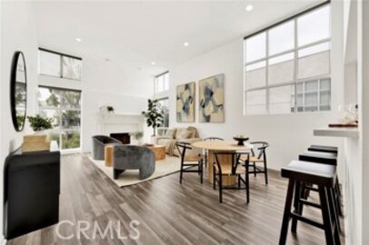 Elegant Beverly Shenandoah Condominium Located at 850 S Shenandoah #301 was Just Sold