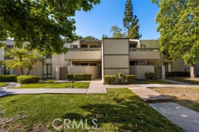 Extraordinary Park Ridge Condominium Located at 3026 Associated #103 was Just Sold