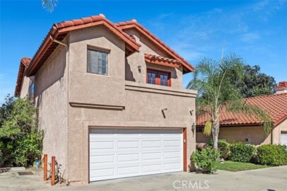 18352 Keswick Street #2 Photo