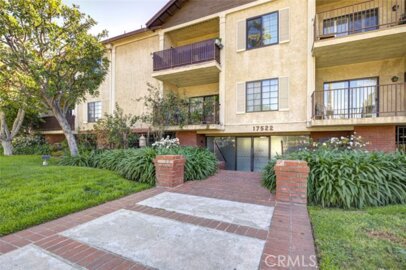 17522 Sherman Way #202 Photo