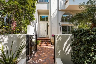 19275 Meadowood Circle Photo