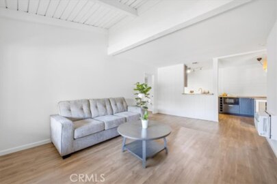 1040 W Macarthur Photo