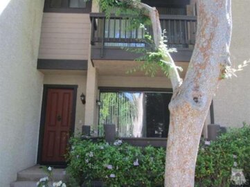 Gorgeous Warner Club Villas Townhouse Located at 21901 Burbank Boulevard #199 was Just Sold