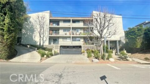 Marvelous Waverly Terrace Condominium Located at 2929 Waverly Drive #213 was Just Sold