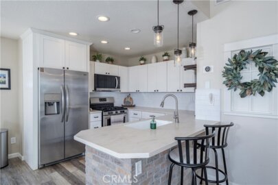 2552 Avenida Del Vista #204 Photo