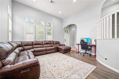 4424 Owens Street #106 Photo