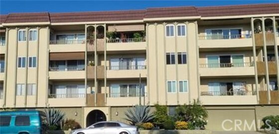 420 Redondo #102 Photo