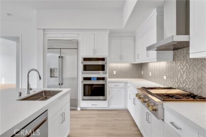 4302 Rivington Photo