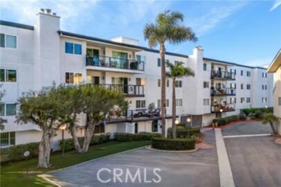 Elegant Newly Listed Bayport Condominium Located at 16255 Pacific Circle #106