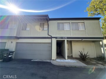 586 N Orange Grove Photo