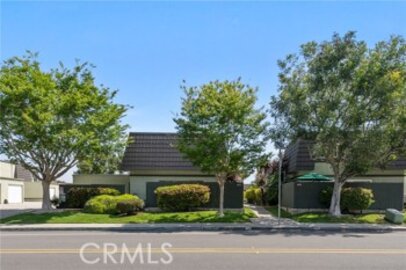 Magnificent Mesa Verde Villas Condominium Located at 1622 Iowa Street #A was Just Sold