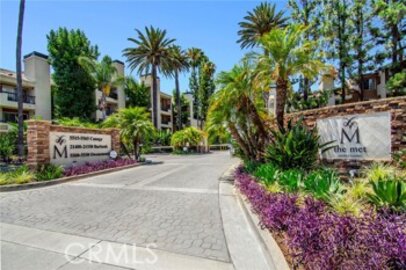 Phenomenal Newly Listed The Met Condominium Located at 5545 Canoga Avenue #203