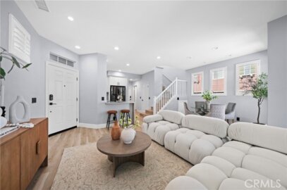 328 Flyers Lane Photo