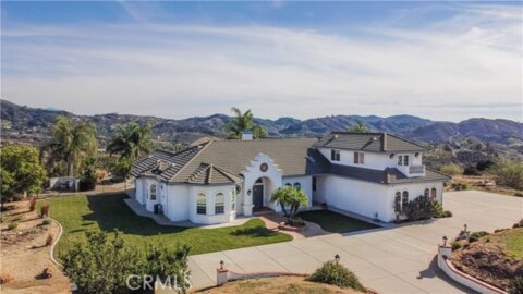 25025 Las Palmeras Drive Photo