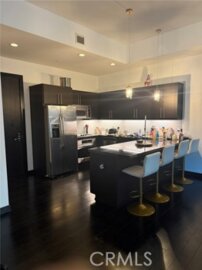 Magnificent Newly Listed 655 Hope Condominium Located at 655 S Hope Street #902