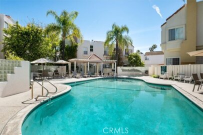 5455 Sylmar #1402 Photo