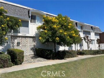 Elegant 1720 Newport Ave Condominium Located at 1720 Newport Avenue #7 was Just Sold