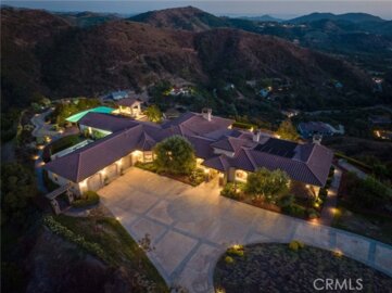 26088 Calle Catrina Photo