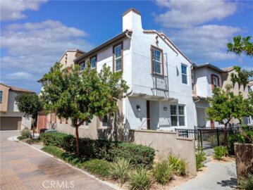 40338 Calle Real Photo