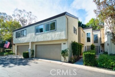 Phenomenal Newly Listed Park Vista Townhouse Located at 2853 Park Vista Court