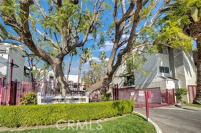This Beautiful Keswick Patio Homes Townhouse, Located at 20155 Keswick Street #209, is Back on the Market