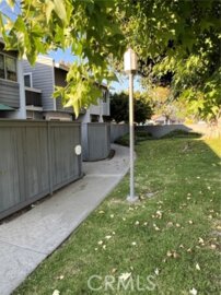 Splendid Brookview Townhouse Located at 613 Lakeview Lane #17 was Just Sold