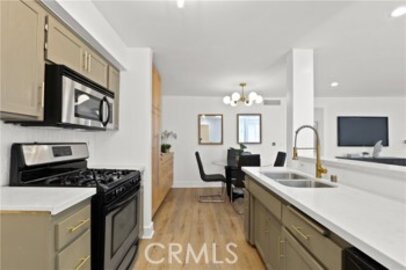 Fabulous 1825 Selby Condominium Located at 1825 Selby Avenue #103 was Just Sold