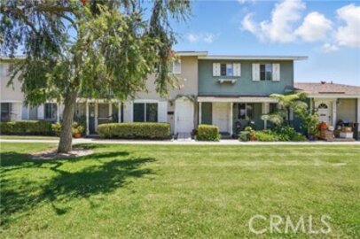 Amazing Newly Listed Huntington Continental Townhouse Located at 19847 Kingswood Lane
