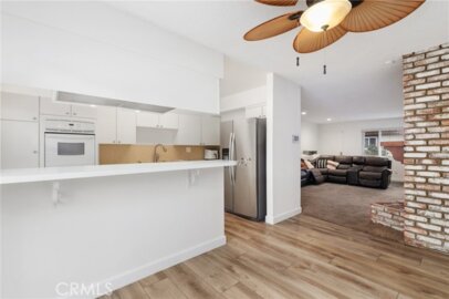 17926 Irvine Boulevard Photo