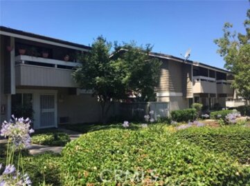 Splendid Irvine Springs Condominium Located at 214 Springview was Just Sold