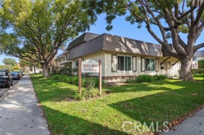 Phenomenal Newly Listed Tanglewood North Townhouse Located at 9824 Via Sonoma