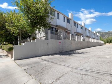 14291 Foothill Photo