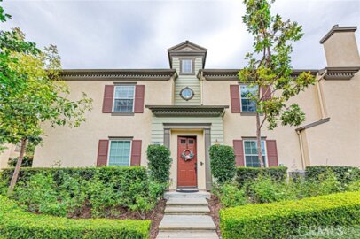 15229 Columbus Square Photo