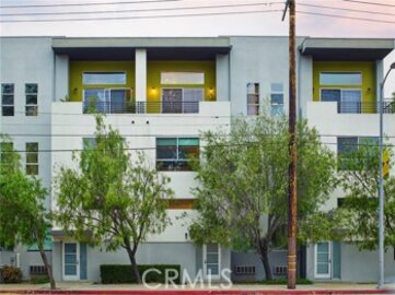 This Elegant Mix Lofts Condominium, Located at 2399 Silver Lake Boulevard #19, is Back on the Market