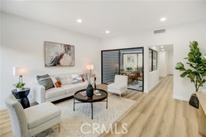 Charming Tarzana Atrium Condominium Located at 5833 Etiwanda Avenue was Just Sold