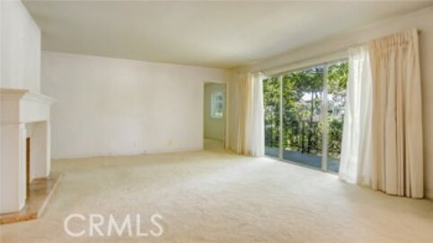Outstanding 404 San Vicente Condominium Located at 404 San Vicente Boulevard #101 was Just Sold